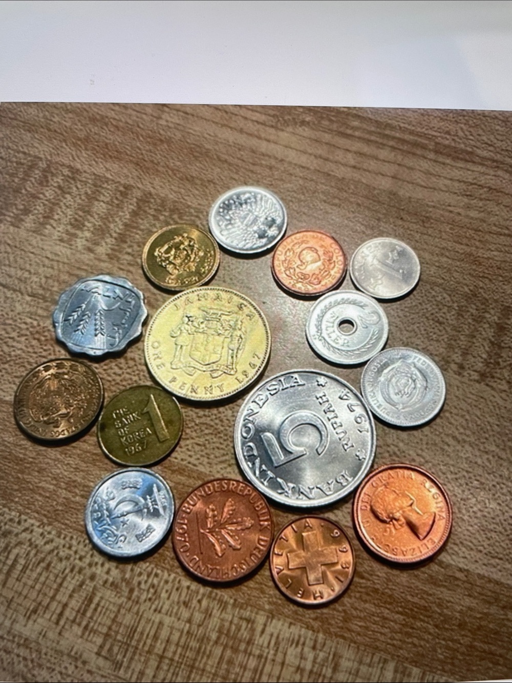 Bundle of Foreign Coins.15 coins